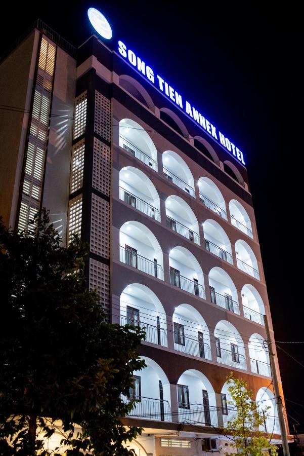 Song Tien Annex Hotel Mỹ Tho Esterno foto